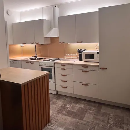 Quiet And Bright Two-room In The Of *